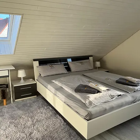 Pinguin * וגנרוגה